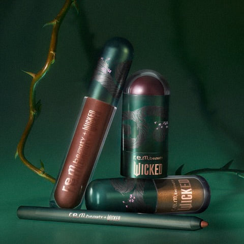 R.E.M. BEAUTY WICKED FOR GOOD ELPHABA MAKEUP SET