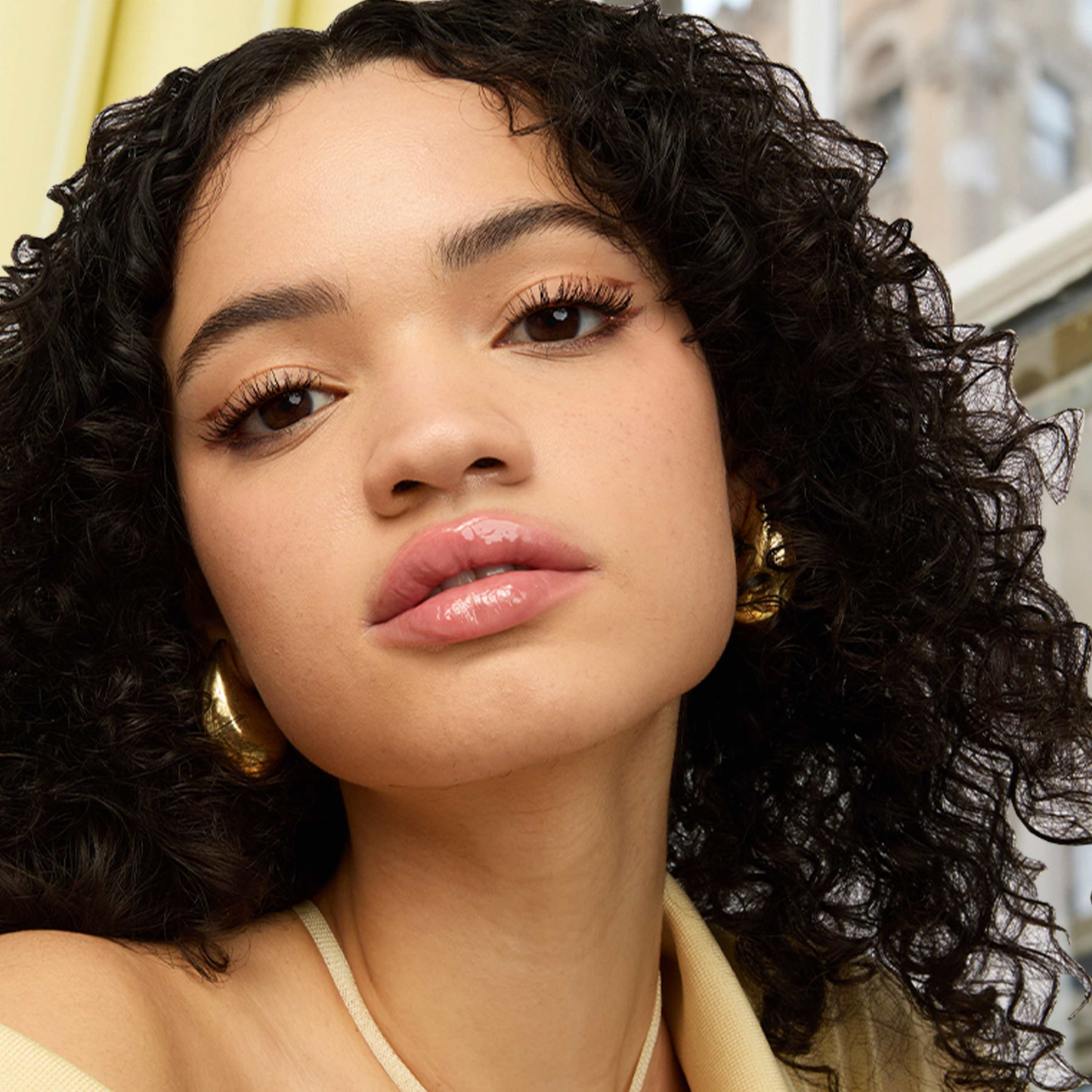 MAYBELLINE - COLOSSAL BUBBLE MASCARA