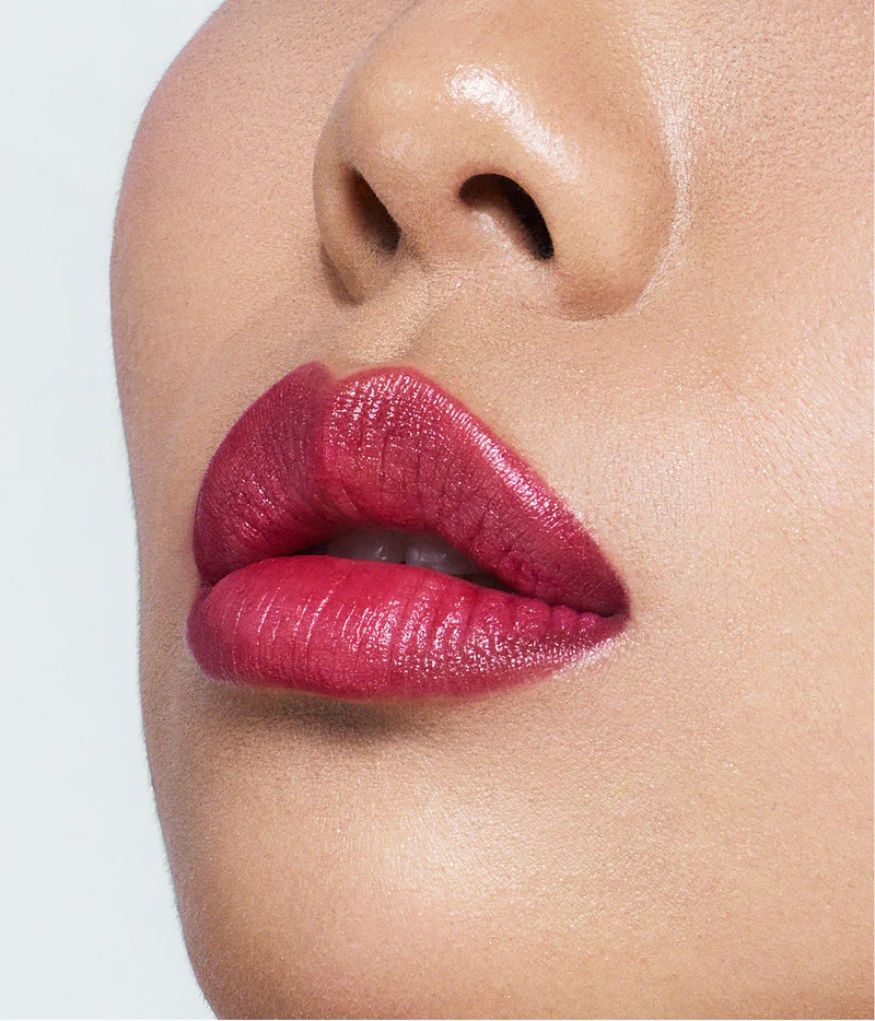 R.E.M. BEAUTY - PRACTICALLY PERMANENT LIP STAIN MARKER