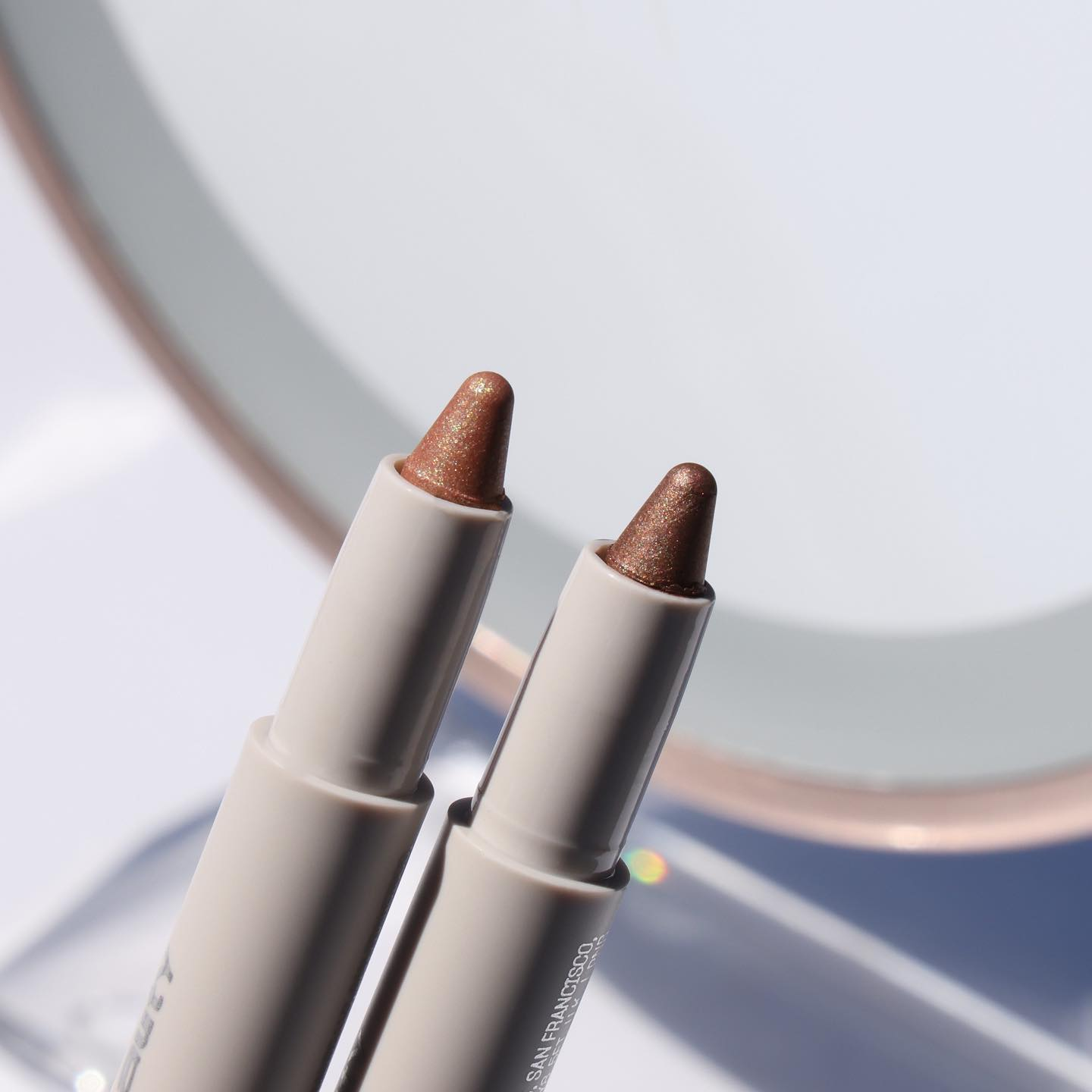 R.E.M. BEAUTY - MIDNIGHT SHADOWS MULTI-USE EYE STICK