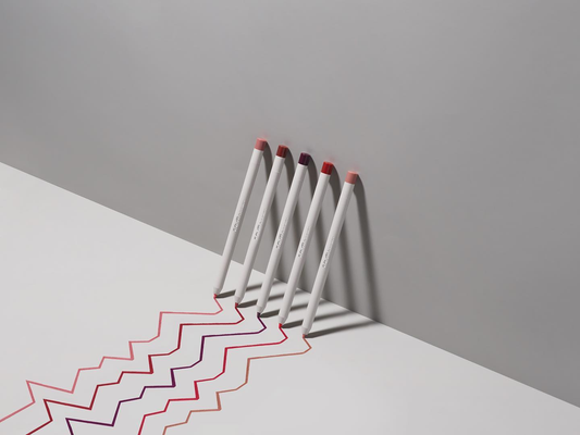 R.E.M. BEAUTY - AT THE BORDERLINE LIP LINER PENCIL