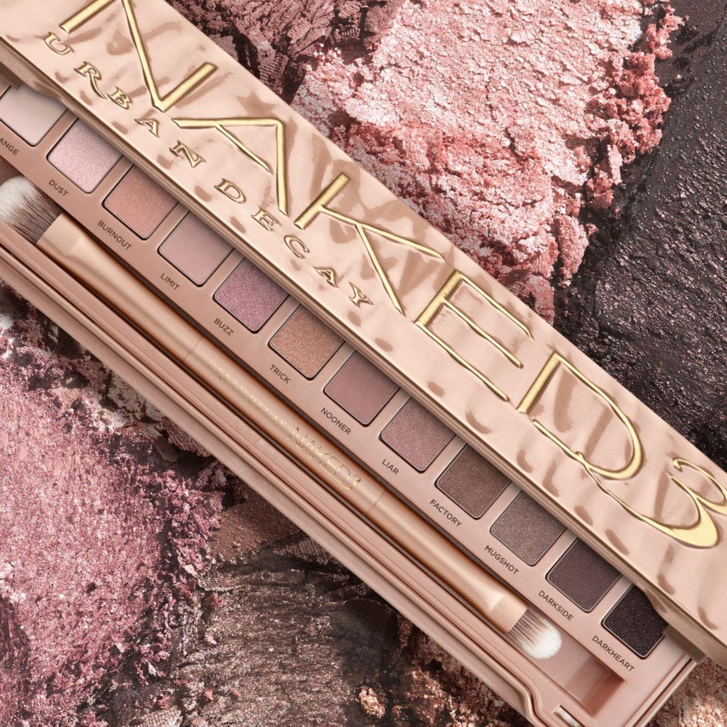 URBAN DECAY - NAKED 3 EYESHADOW PALETTE