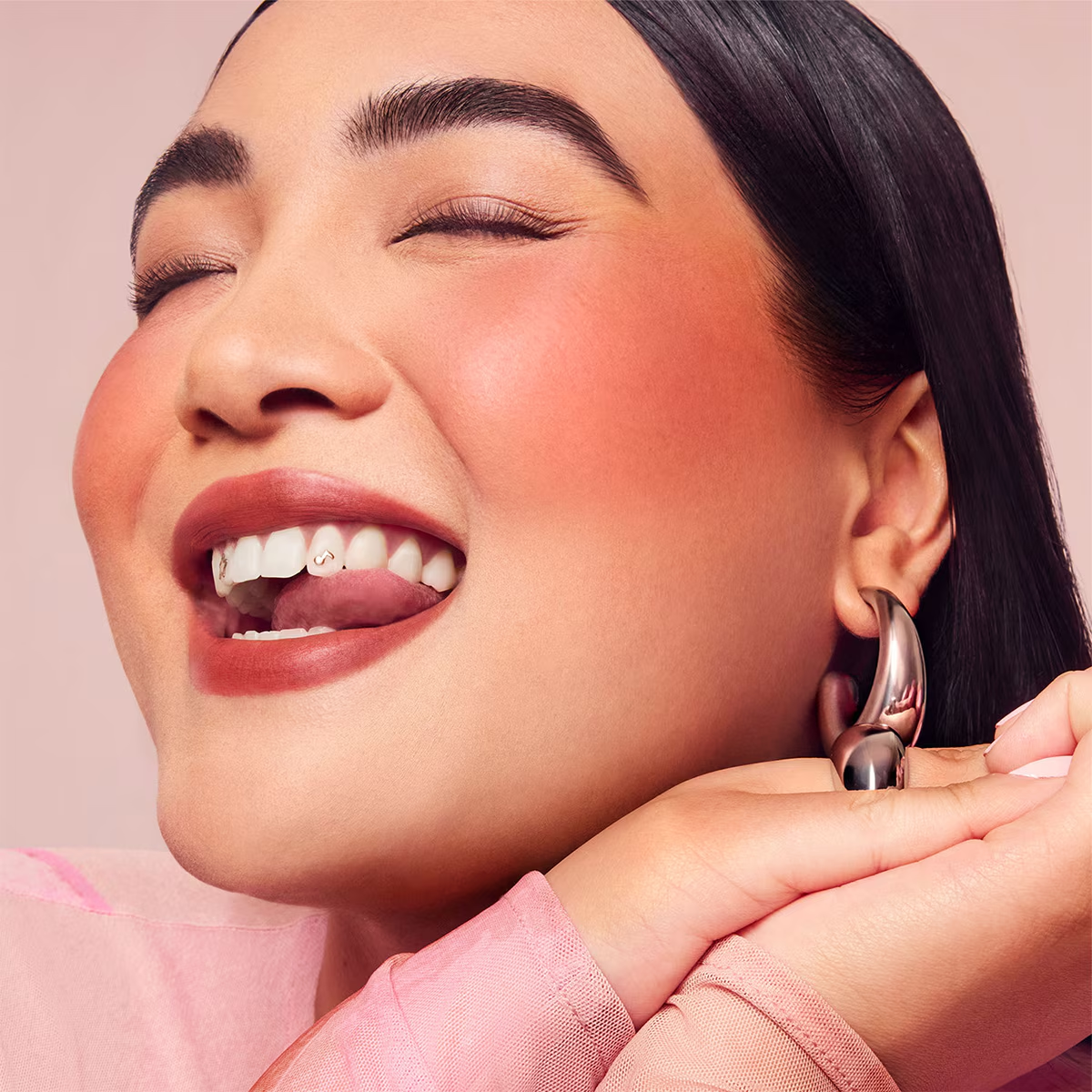 RARE BEAUTY - MINI BLUSH & LUMINIZE TRIO