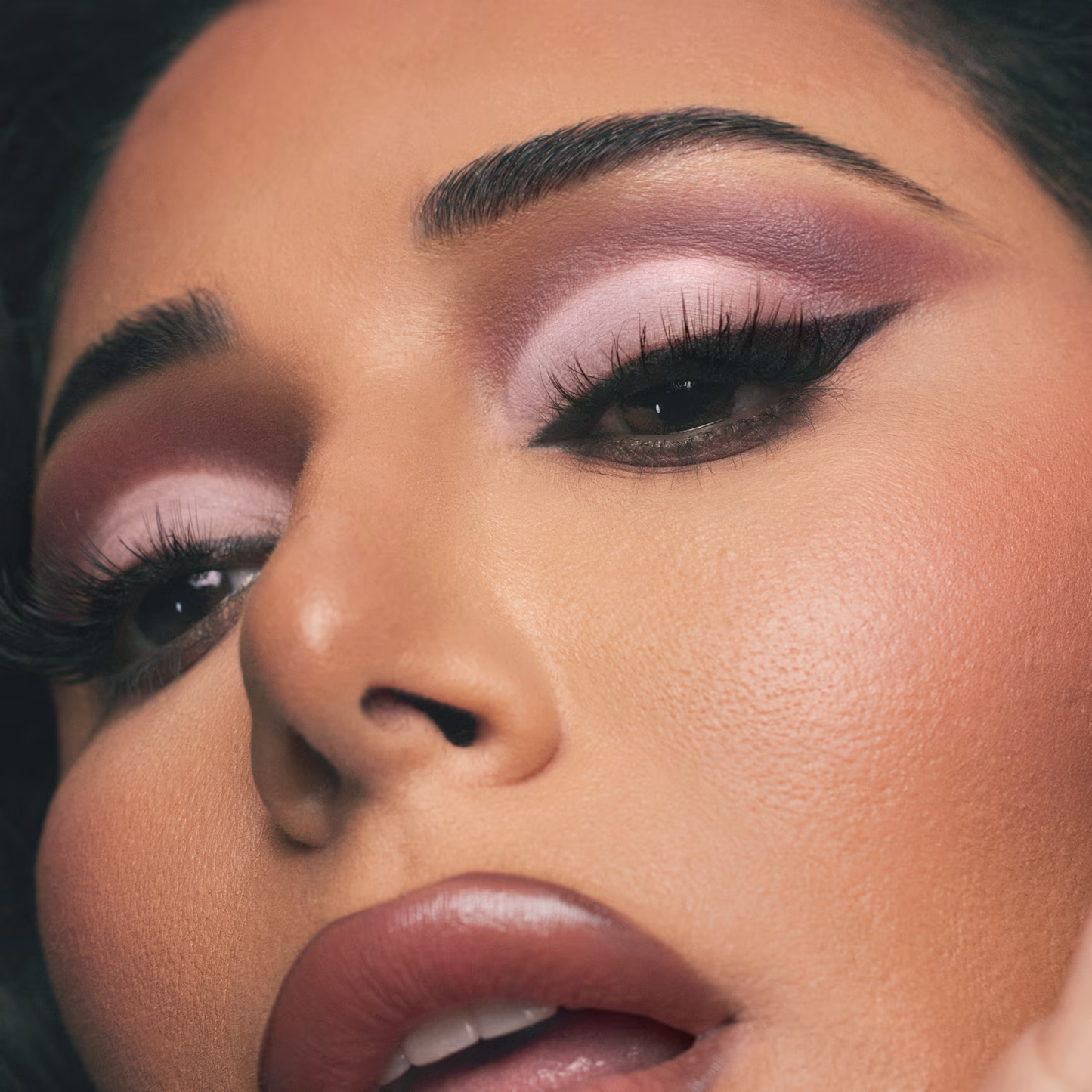 HUDA BEAUTY - EYESHADOW PALETTE