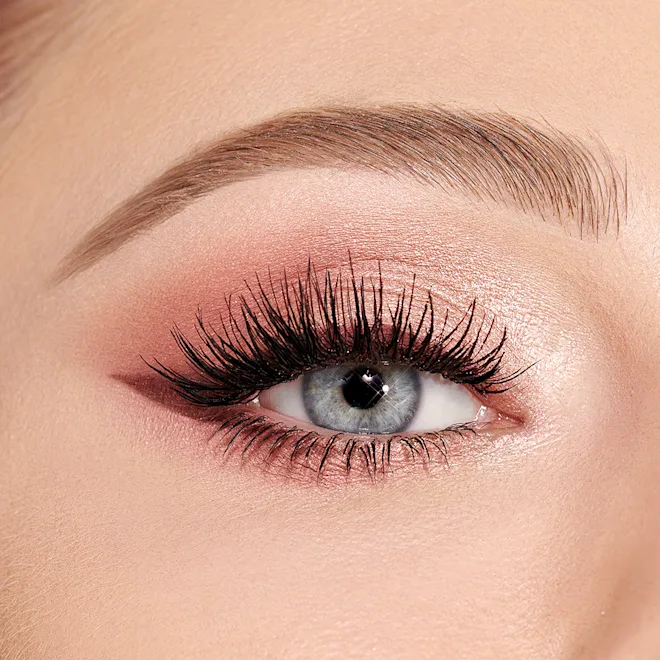 CHARLOTTE TILLBURY - PILLOW TALK BEAUTYVERSE LOVE PALETTE (LIMITED EDITION EYESHADOW PALETTE)