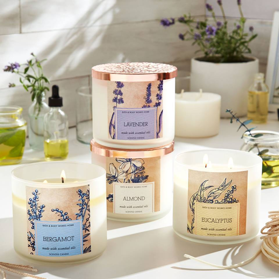 BATH AND BODY WORKS - VELA GRANDE AROMÁTICA  411 g