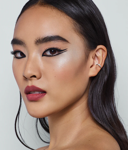 R.E.M. BEAUTY - ON YOUR COLLAR MATTE LIPSTICK