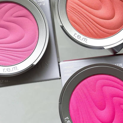 R.E.M. BEAUTY - HYPERNOVA SATIN MATTE BLUSH