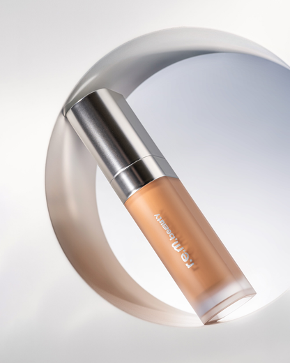 R.E.M. BEAUTY - SWEETENER FOUNDATION