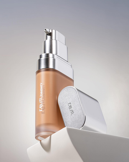 R.E.M. BEAUTY - SWEETENER FOUNDATION