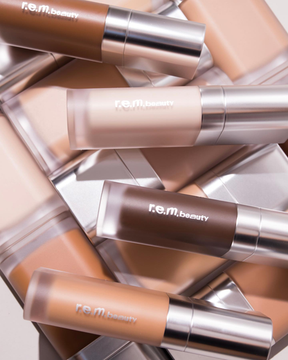 R.E.M. BEAUTY - SWEETENER FOUNDATION