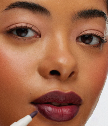 R.E.M. BEAUTY - PRACTICALLY PERMANENT LIP STAIN MARKER