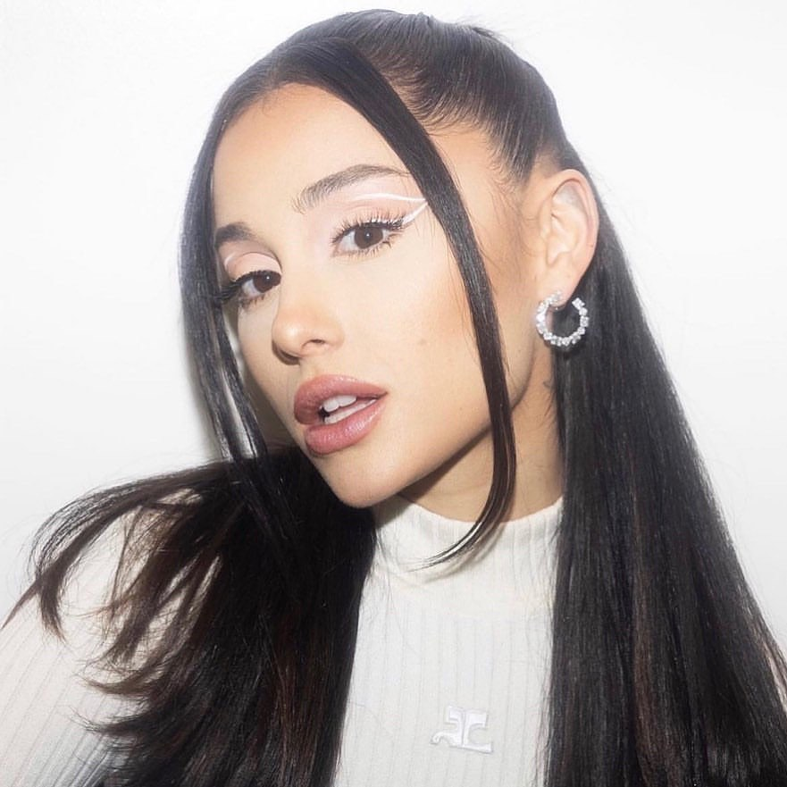 R.E.M. BEAUTY - AT THE BORDERLINE KOHL EYELINER PENCIL