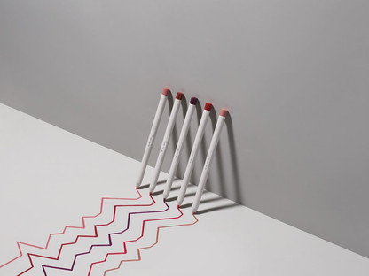 R.E.M. BEAUTY - AT THE BORDERLINE LIP LINER PENCIL